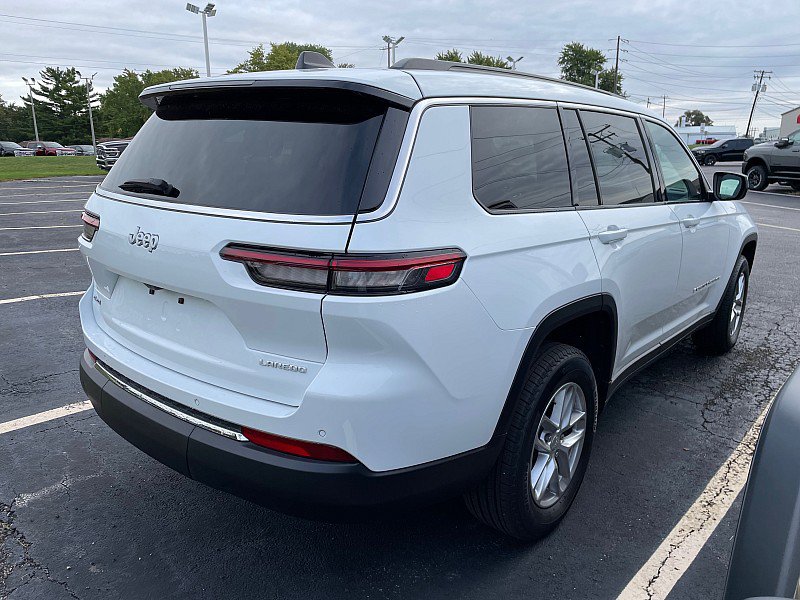 Used 2025 Jeep Grand Cherokee L Laredo AWD/4WD image 4