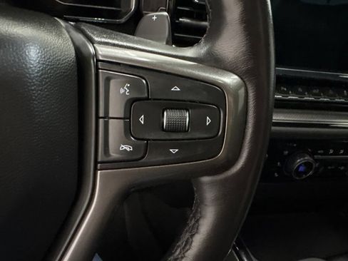 Used 2022 Chevrolet Silverado 1500 ZR2 w/ Technology Package AWD/4WD image 28