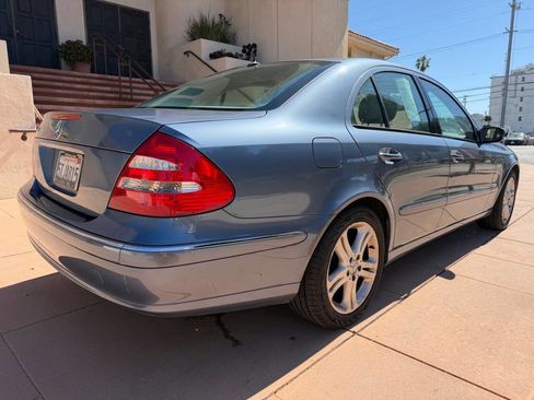 Used 2006 Mercedes-Benz E 350 Sedan image 4