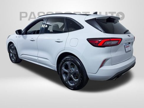 Used 2023 Ford Escape ST-Line image 6