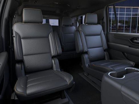 New 2026 GMC Yukon XL Elevation image 17