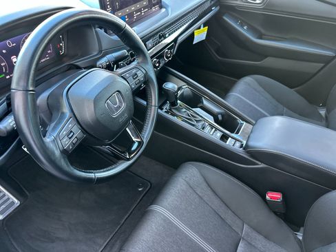 Used 2024 Honda Accord Sport image 10