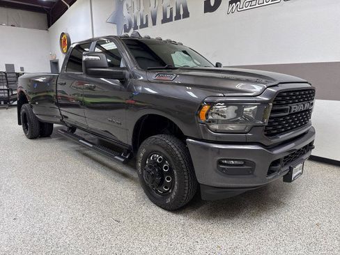 Used 2024 RAM 3500 Big Horn w/ Night Edition image 45
