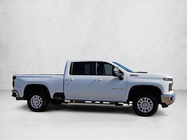 Certified 2024 Chevrolet Silverado 2500 LT AWD/4WD image 4