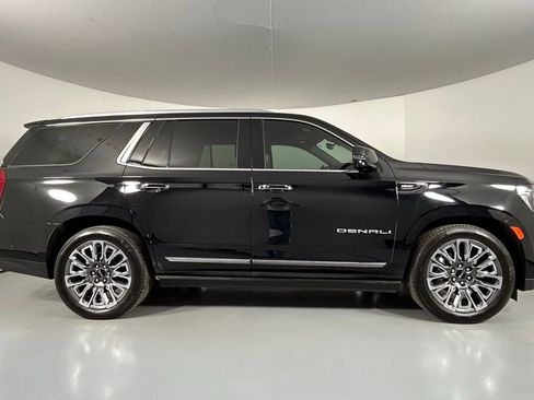 Used 2024 GMC Yukon Denali Ultimate image 8