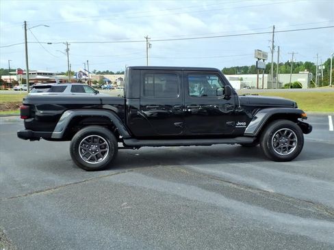 Used 2022 Jeep Gladiator Overland w/ Popular Equipment Package AWD/4WD image 18