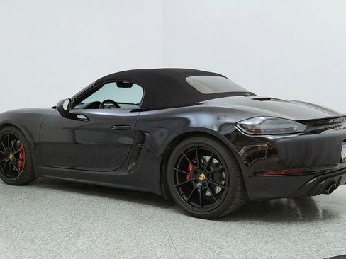 Used 2022 Porsche 718 Boxster GTS image 3