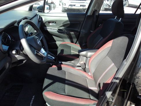 Used 2025 Nissan Versa SR w/ Trunk Package image 14