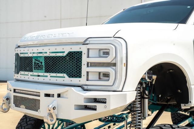 Used 2024 Ford F250 Limited w/ FX4 Off-Road Package AWD/4WD image 29