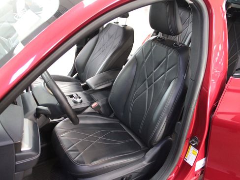 Used 2021 Ford Mustang Mach-E Select image 11