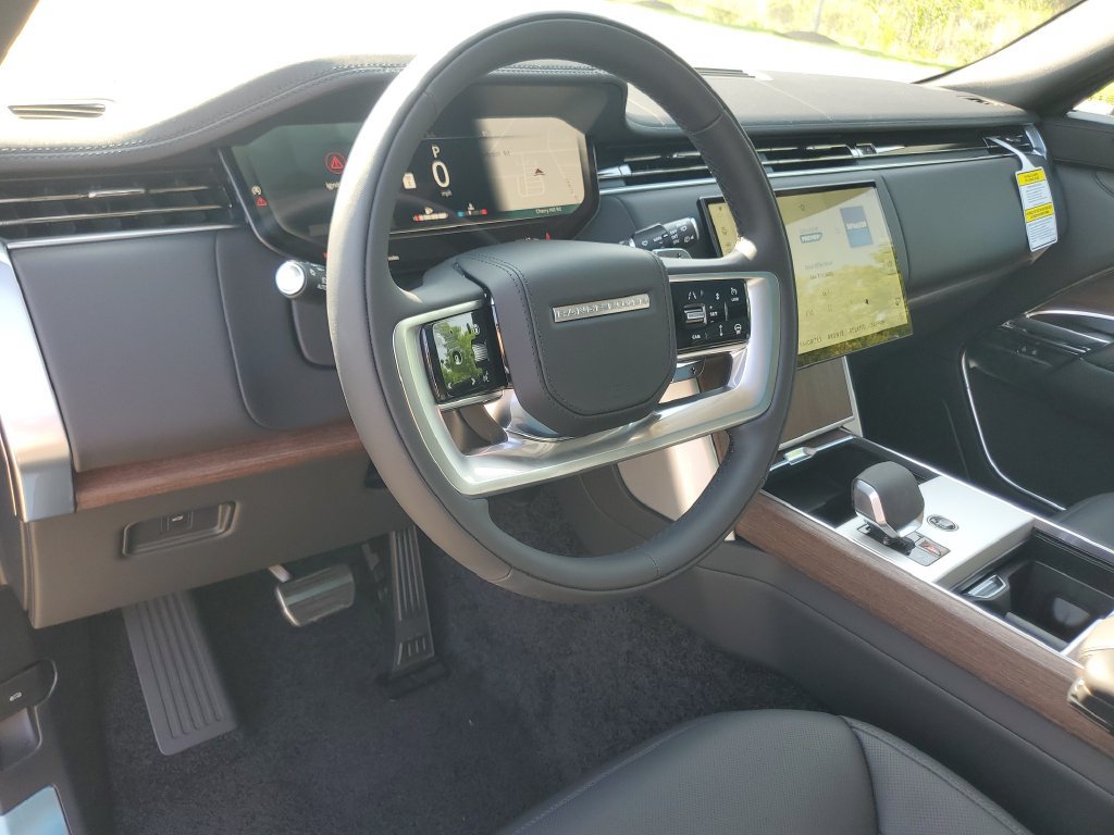 New 2026 Land Rover Range Rover SE AWD/4WD image 13