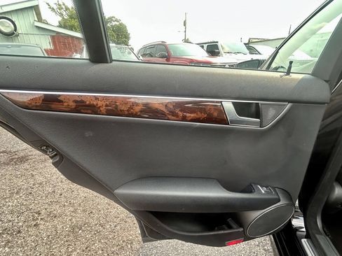 Used 2012 Mercedes-Benz C 250 Sedan w/ Multimedia Pkg image 12