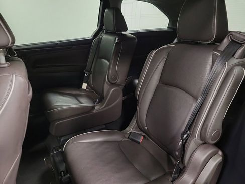 Used 2023 Honda Odyssey Elite image 19