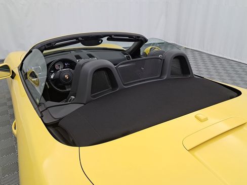 Used 2013 Porsche Boxster S image 7