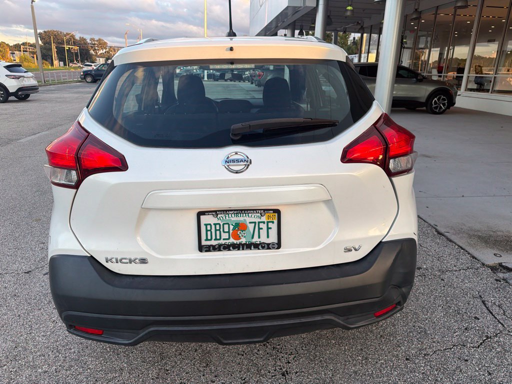 Used 2018 Nissan Kicks SV FWD image 12