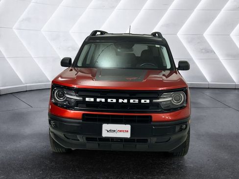 Used 2023 Ford Bronco Sport Outer Banks w/ Topo Graphic Package image 2