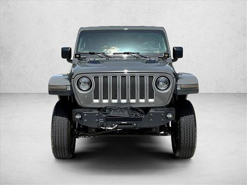 Used 2019 Jeep Wrangler Unlimited Sahara AWD/4WD image 3