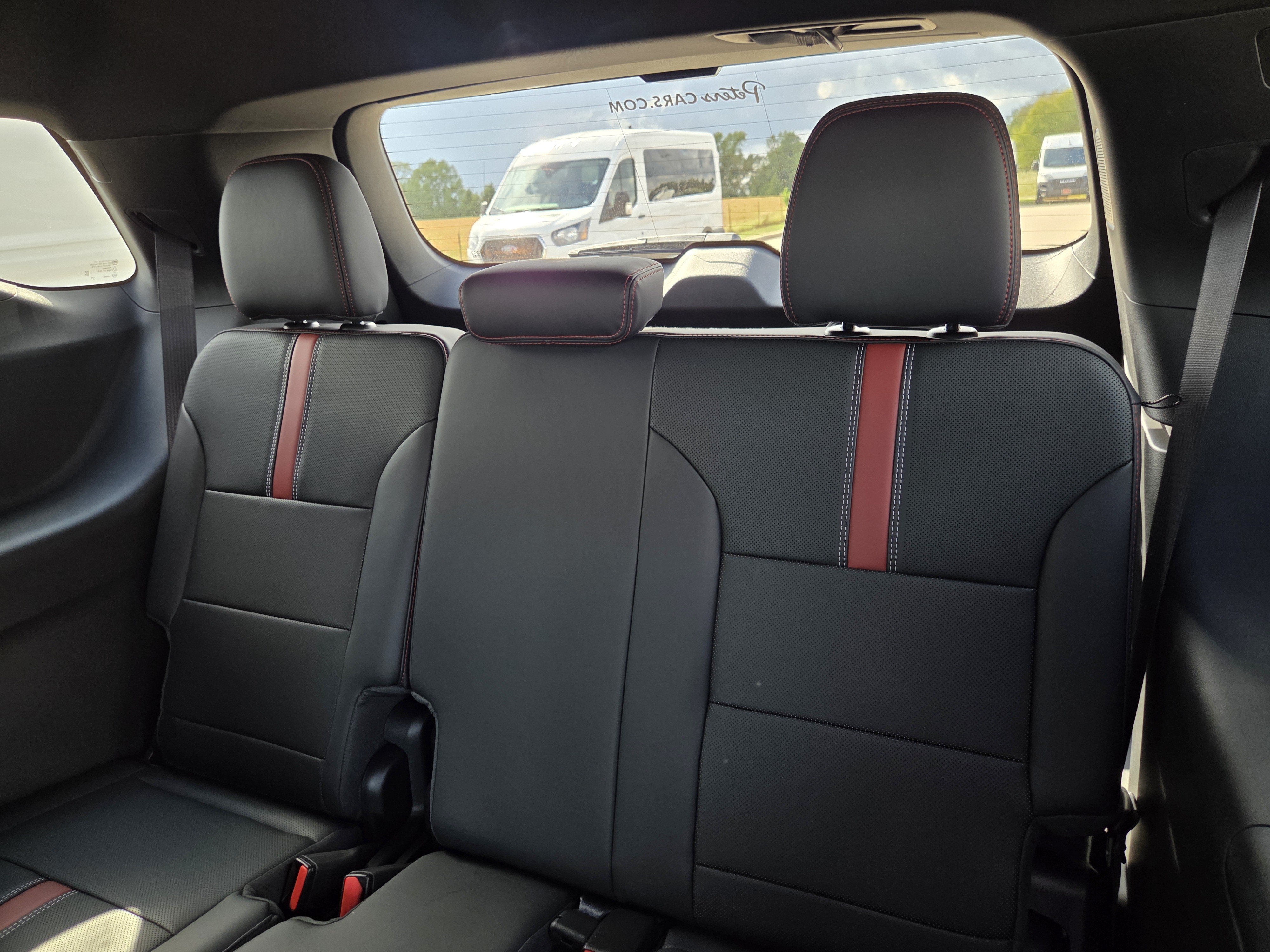 New 2027 Chevrolet Traverse RS FWD image 25