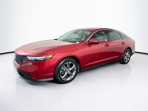 Used 2024 Honda Accord EX image 3