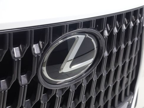 Used 2024 Lexus NX 250 FWD image 17