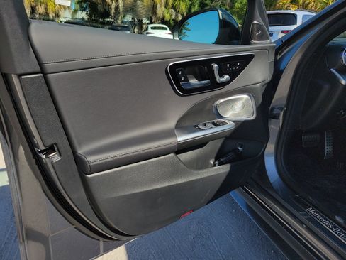 Used 2025 Mercedes-Benz C 300 Sedan image 20