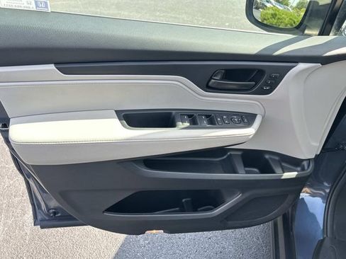 Used 2025 Honda Odyssey EX-L image 23