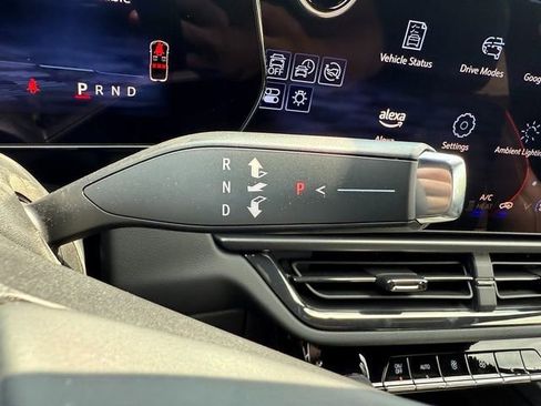 New 2025 Chevrolet Equinox EV RS image 36