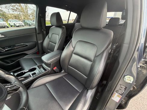 Used 2022 Kia Sportage Nightfall Edition w/ Nighfall AWD Premium Package image 7