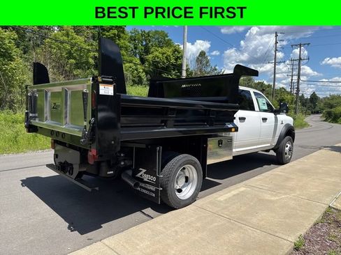 New 2026 RAM 5500 Tradesman w/ Chrome Appearance Group AWD/4WD image 7