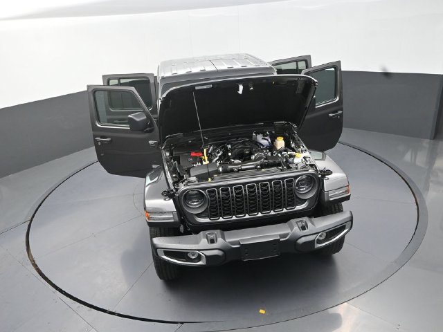 New 2026 Jeep Gladiator Sport AWD/4WD image 29