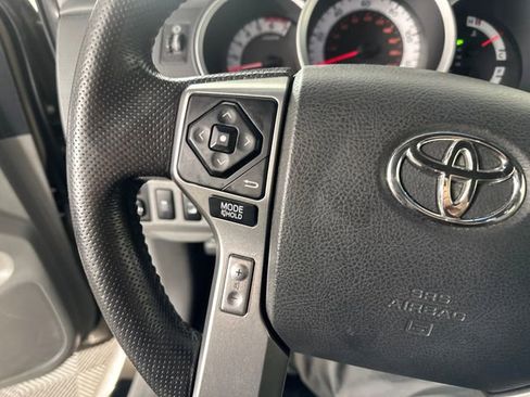Used 2015 Toyota Tacoma 4x4 Access Cab V6 w/ TRD Off-Road Package image 23