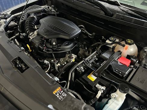 Used 2024 Cadillac XT6 Premium Luxury w/ Technology Package image 30