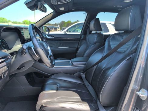 Used 2023 Hyundai Palisade Calligraphy image 13