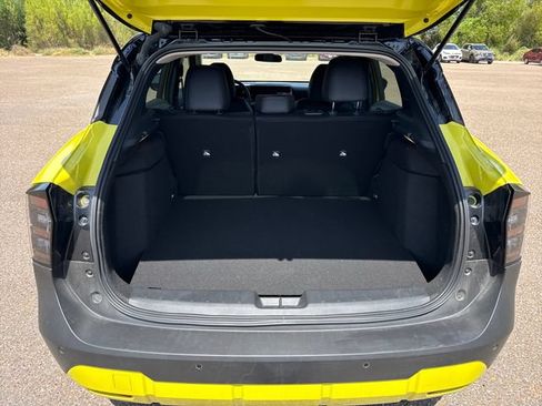 Certified 2025 Nissan Kicks SR AWD/4WD image 23