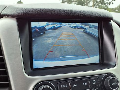 Used 2017 GMC Yukon SLT image 26