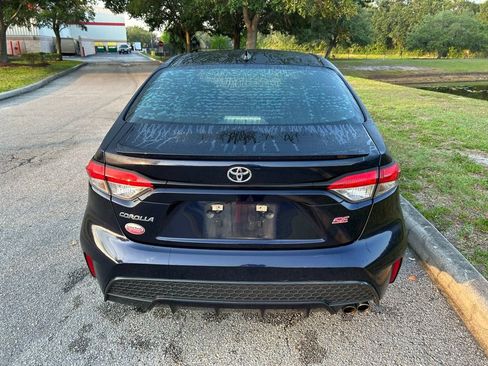 Used 2021 Toyota Corolla SE FWD image 5
