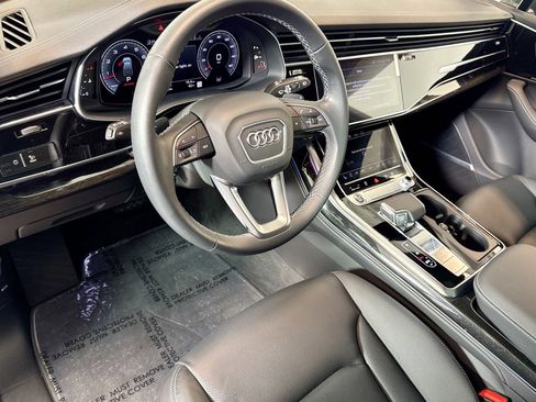 Used 2025 Audi Q7 3.0T Premium Plus w/ Premium Plus Package image 9