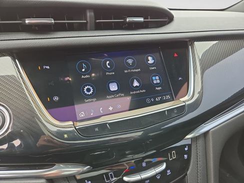 Used 2022 Cadillac XT6 Sport AWD/4WD image 27