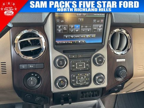 Used 2016 Ford F250 Lariat w/ Lariat Interior Package image 27