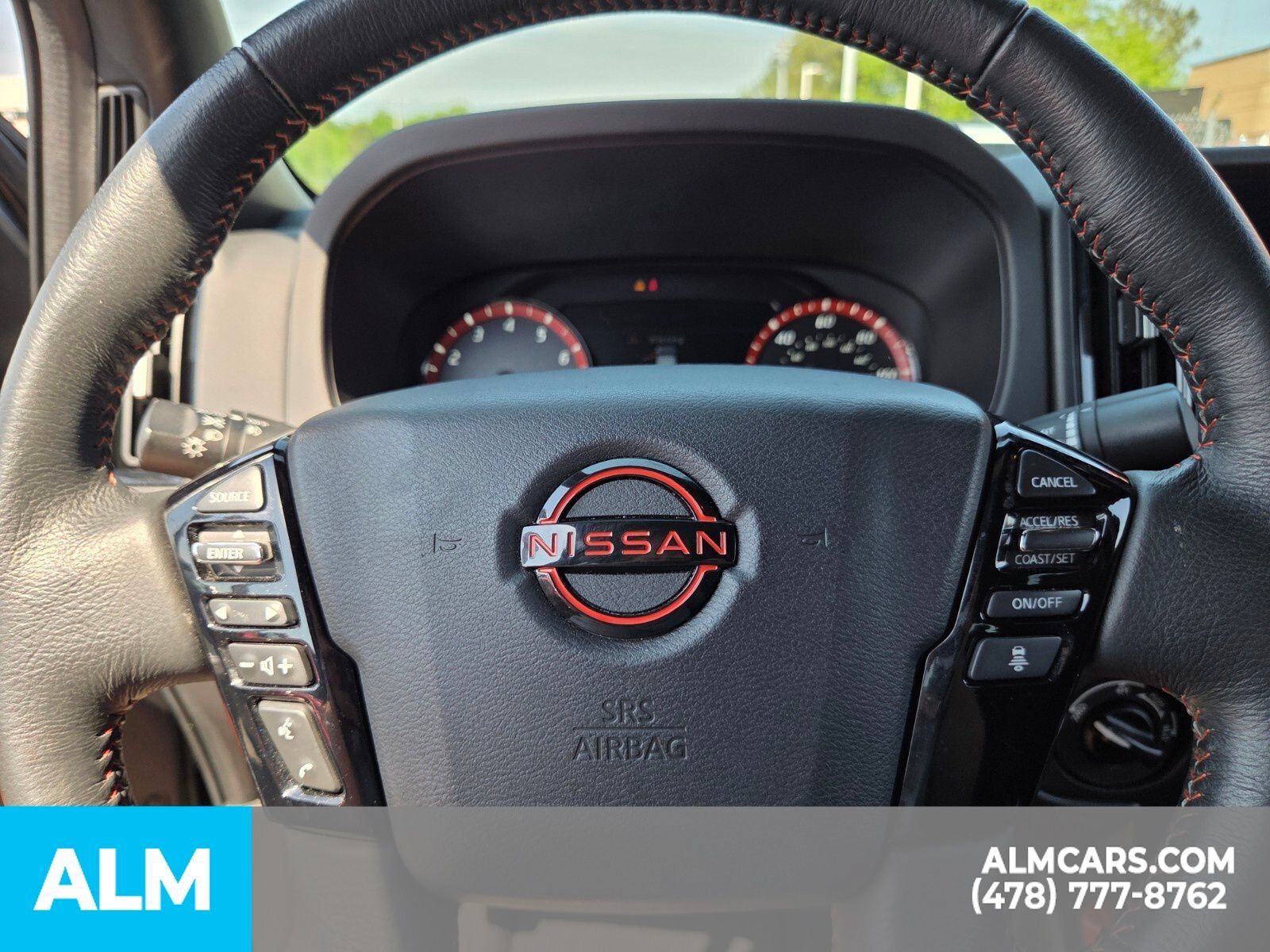 Used 2025 Nissan Frontier PRO-4X AWD/4WD image 22