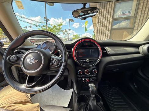 Used 2017 MINI Cooper 2-Door Hardtop FWD image 12