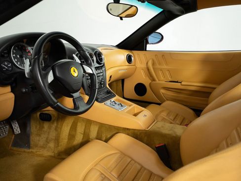 Used 2003 Ferrari 575M Maranello RWD image 31