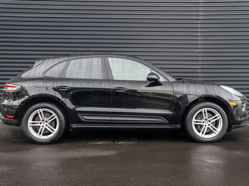 Certified 2026 Porsche Macan AWD/4WD image 27