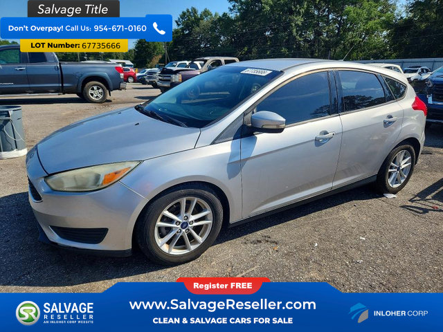 Used 2017 Ford Focus SE FWD image 1