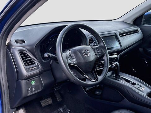 Used 2021 Honda HR-V EX-L image 9