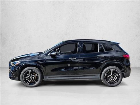 Used 2025 Mercedes-Benz GLA 250 image 9