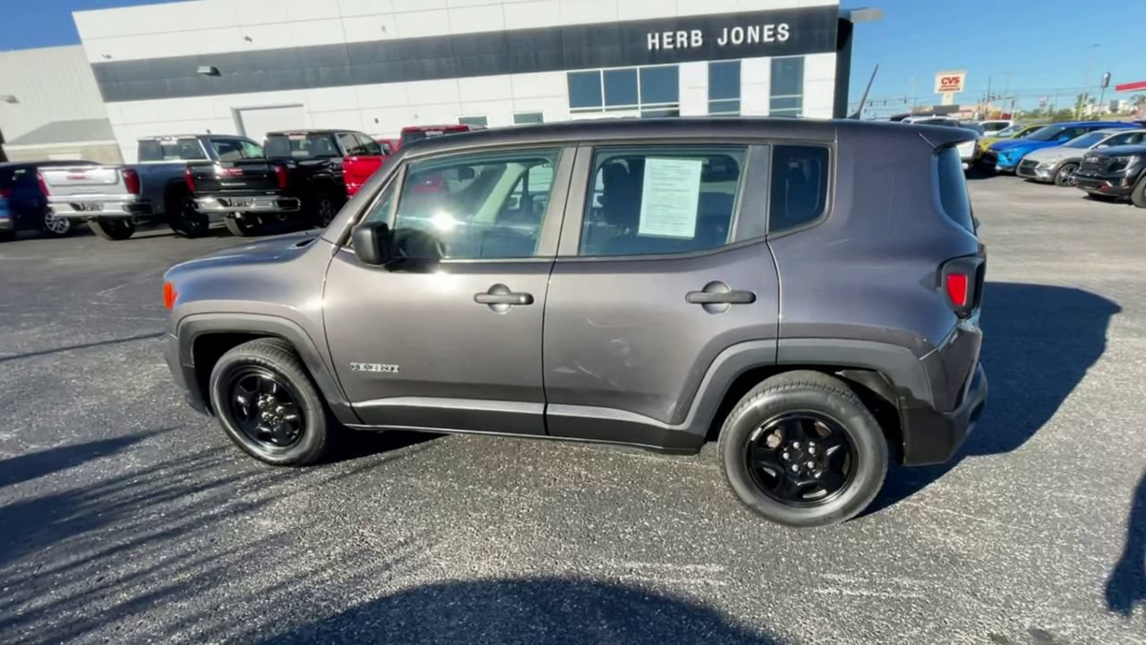 Used 2020 Jeep Renegade Sport FWD image 7