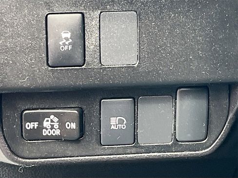 Used 2023 Toyota Tacoma SR image 10