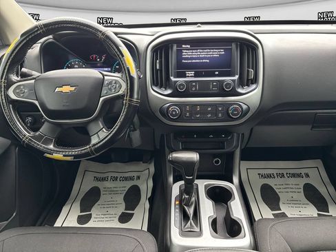 Used 2019 Chevrolet Colorado LT w/ LT Convenience Package AWD/4WD image 11