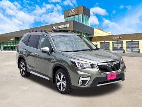 Used 2019 Subaru Forester Touring w/ Popular Package #3 AWD/4WD image 3